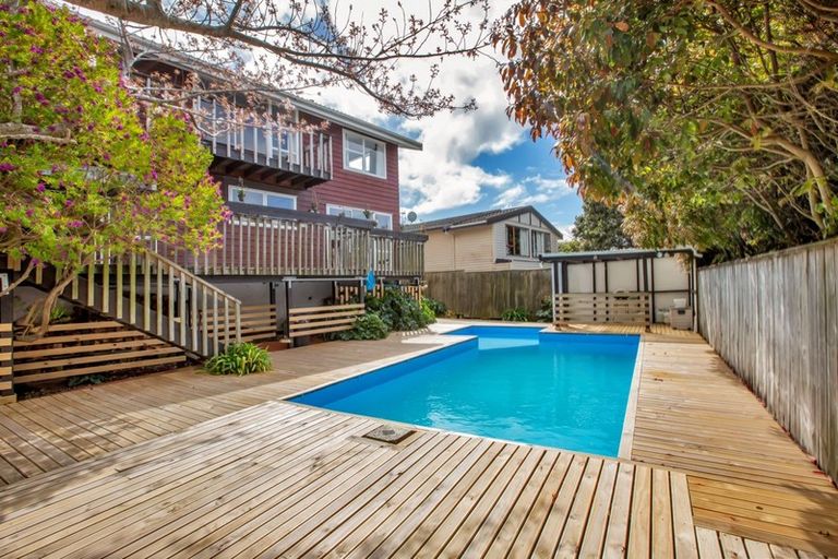 Photo of property in 35 Discovery Drive, Whitby, Porirua, 5024