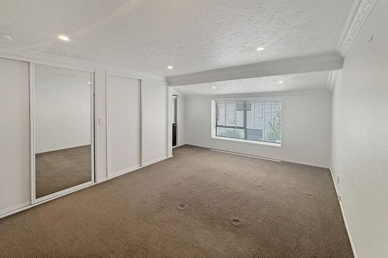 Photo of property in 4/7 Holly Road, Merivale, Christchurch, 8014