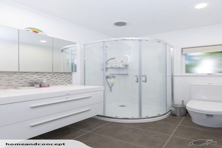 Photo of property in 1/32 Sydney Street, Hauraki, Auckland, 0622