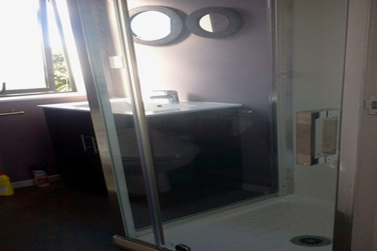 Photo of property in 49 Rua Road, Glen Eden, Auckland, 0602