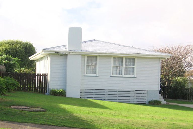 Photo of property in 70 Waiuta Street, Titahi Bay, Porirua, 5022