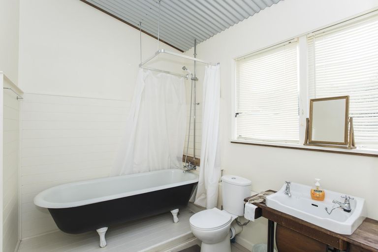 Photo of property in 210 Darwin Road, Outer Kaiti, Gisborne, 4010