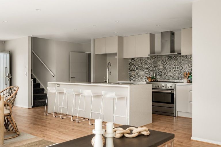 Photo of property in 1330b Papamoa Beach Road, Papamoa Beach, Papamoa, 3118