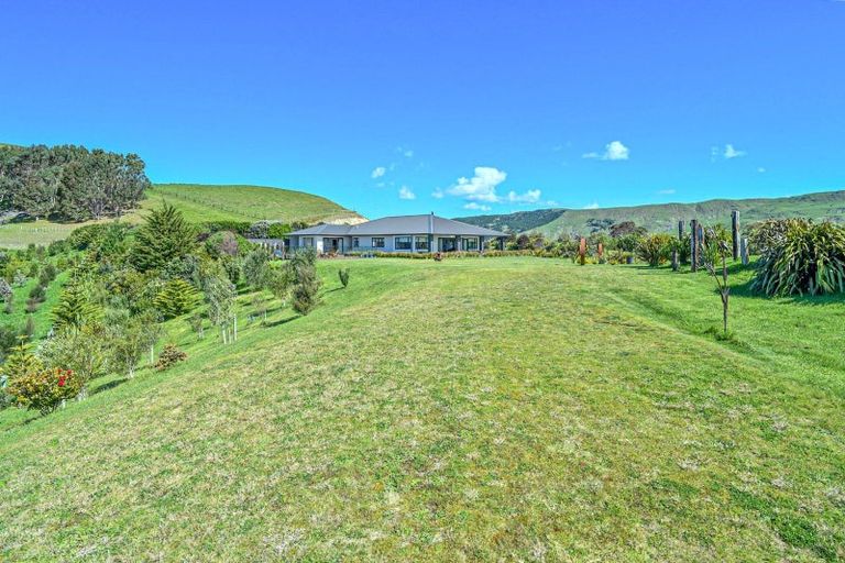Photo of property in 63 Waipuka Road, Waimarama, Havelock North, 4294
