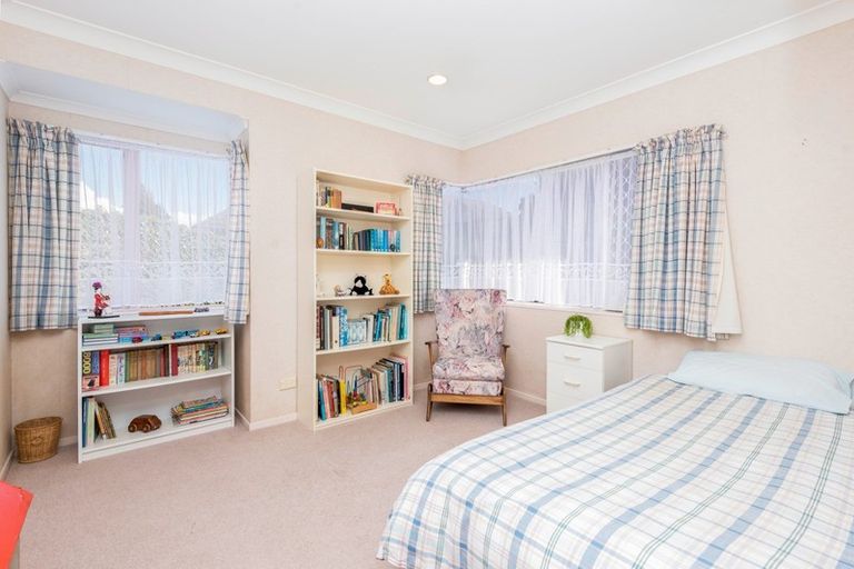 Photo of property in 15 Windsong Court, Northpark, Auckland, 2013