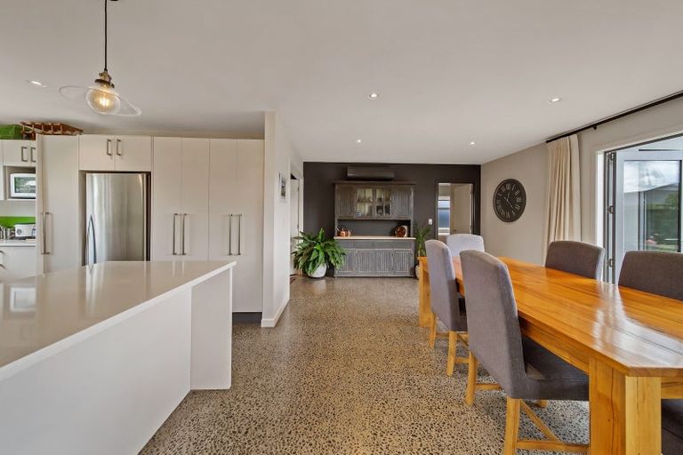 Photo of property in 9 Crown Close, Prebbleton, 7604