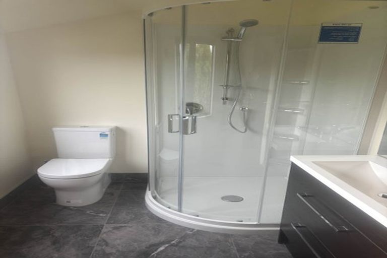 Photo of property in 19 George Gee Drive, Korokoro, Lower Hutt, 5012