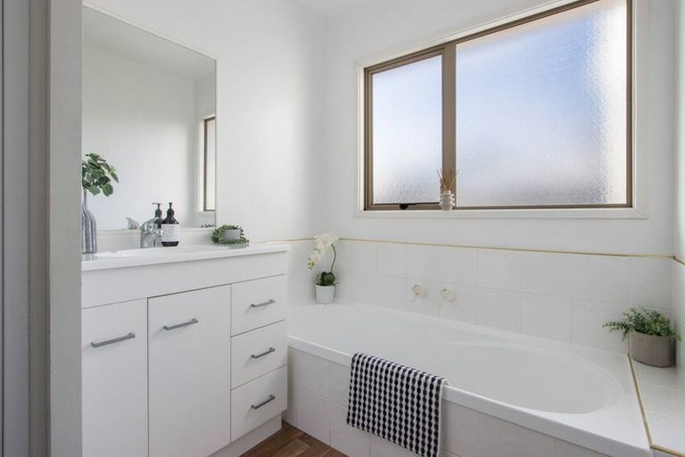 Photo of property in 11b Gray Street, Katikati, 3129