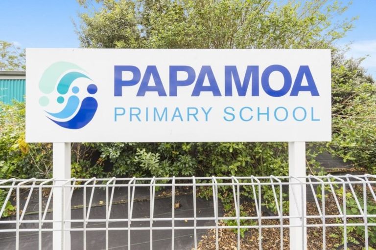 Photo of property in 25 Dunkeld Drive, Papamoa, 3118