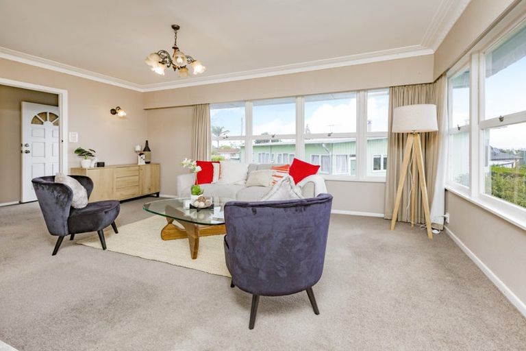 Photo of property in 76b Great South Road, Manurewa, Auckland, 2102