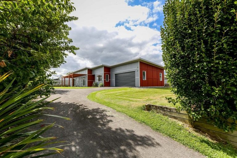 Photo of property in 49 Cumming Street, Okato, 4335