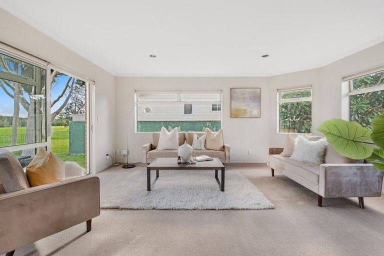 Photo of property in 10a Centreway Road, Orewa, 0931