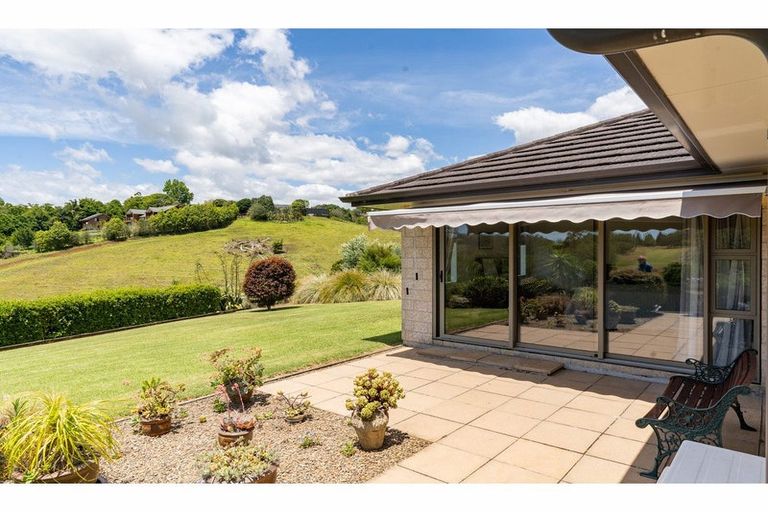 Photo of property in 20 Access Heights, Kerikeri, 0230