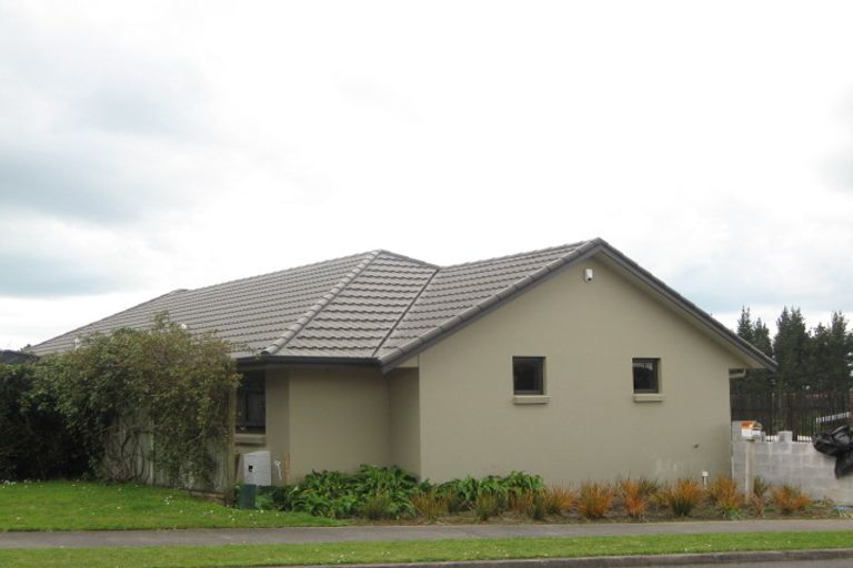 Photo of property in 11 Ashmore Drive, Frankleigh Park, New Plymouth, 4310