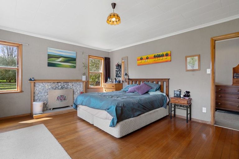 Photo of property in 120 Waihakeke Road, Waihakeke, Carterton, 5792