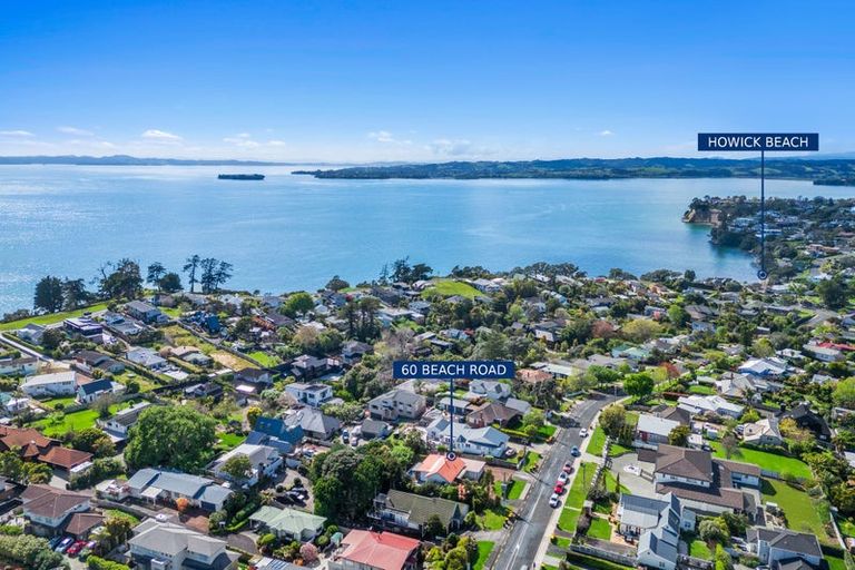 Photo of property in 60 Beach Road, Mellons Bay, Auckland, 2014