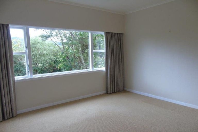 Photo of property in 72a Heretaunga Square, Silverstream, Upper Hutt, 5019