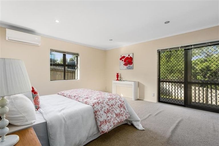 Photo of property in 84 Tiriwa Drive, Massey, Auckland, 0614