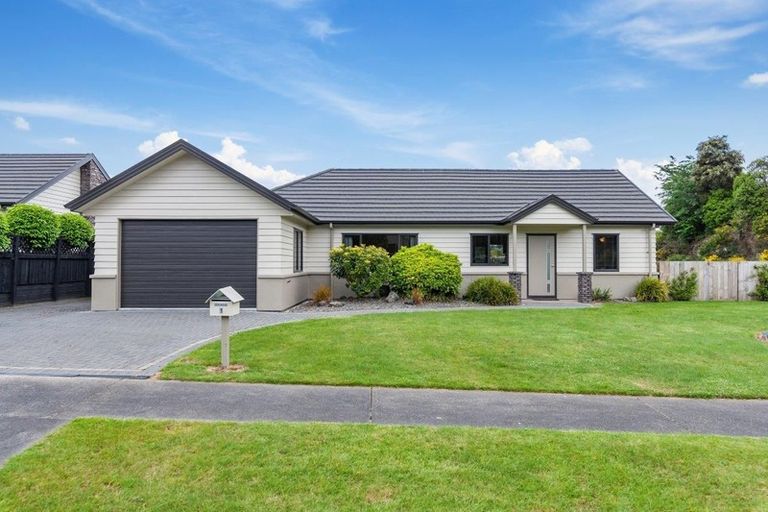 Photo of property in 1 The Moorings, Two Mile Bay, Taupo, 3330