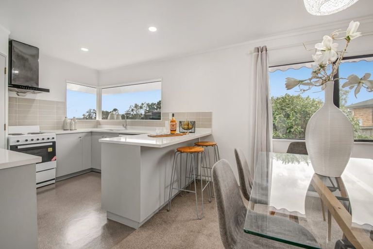 Photo of property in 2 Westminster Gardens, Unsworth Heights, Auckland, 0632