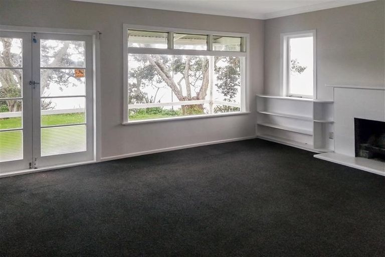Photo of property in 10 Roys Road, Weymouth, Auckland, 2103