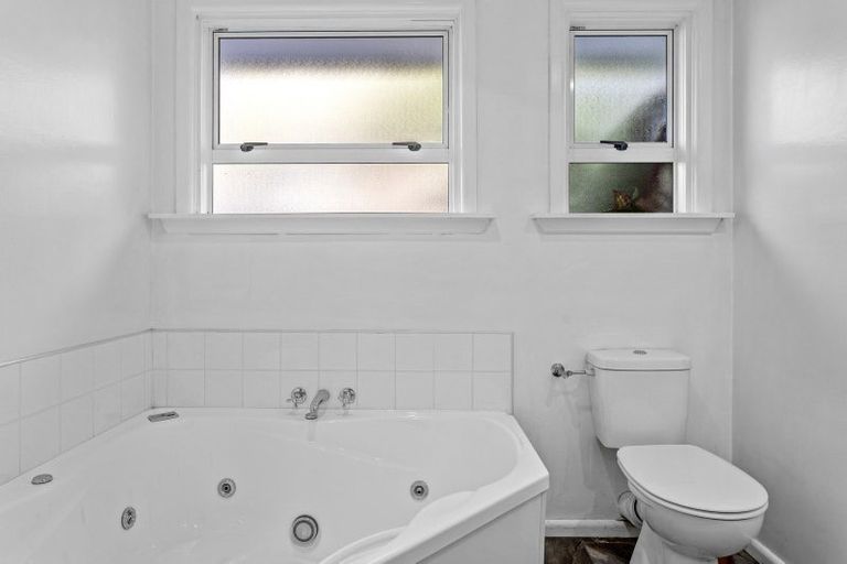 Photo of property in 481 Marshland Road, Marshland, Christchurch, 8083