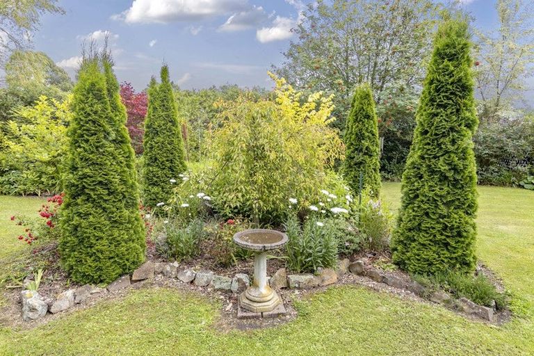 Photo of property in 4 Totara Drive, Oxford, 7430