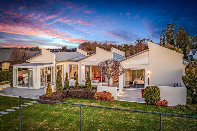 Photo of property in 11 Frisby Drive, West Melton, 7618