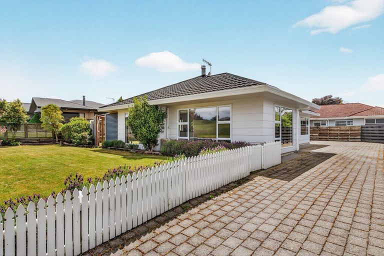 Photo of property in 39 Acacia Bay Road, Nukuhau, Taupo, 3330