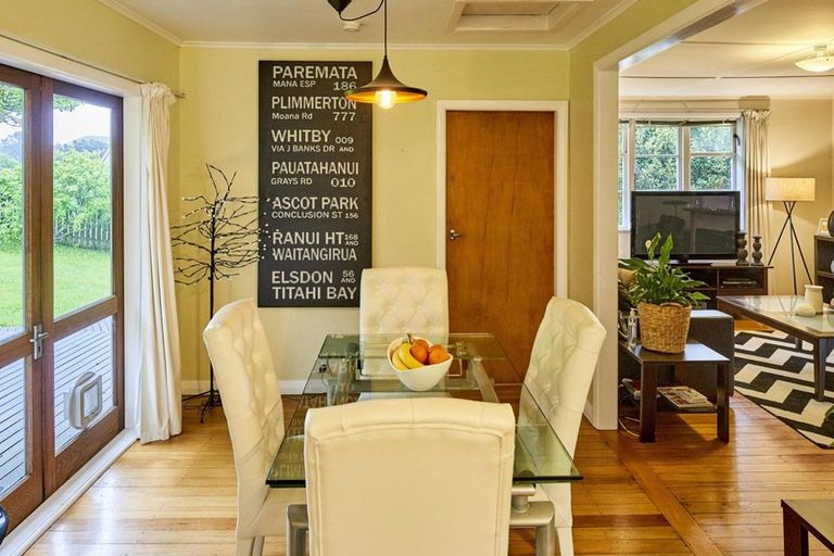 Photo of property in 17 Chew Place, Ranui, Porirua, 5024