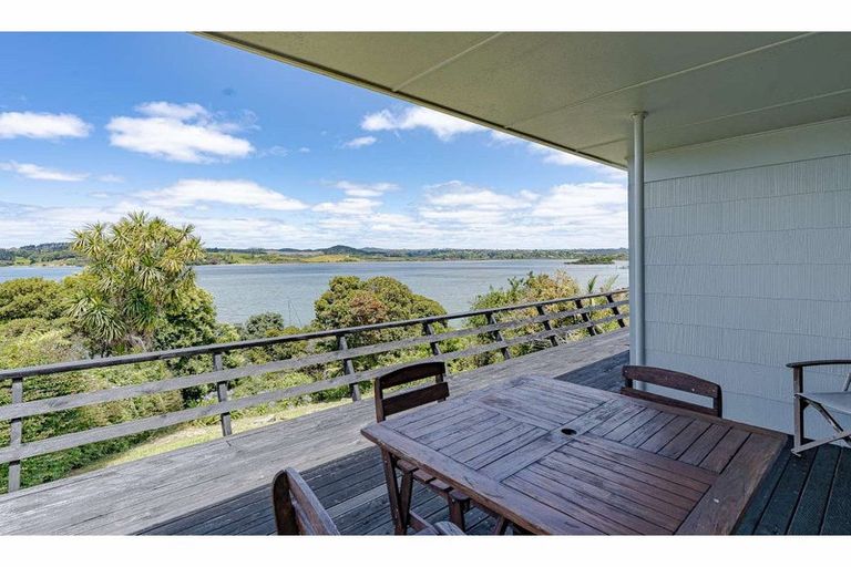 Photo of property in 40 Rangitane Loop Road, Kerikeri, 0294