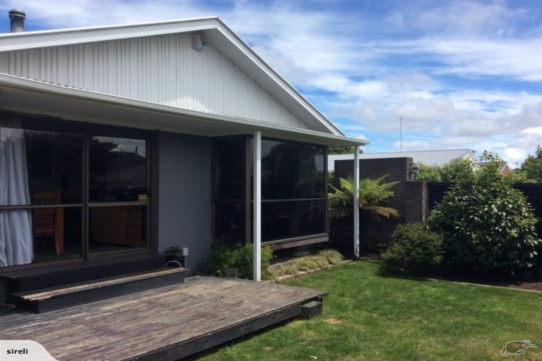 Photo of property in 35 Monowai Crescent, North New Brighton, Christchurch, 8083