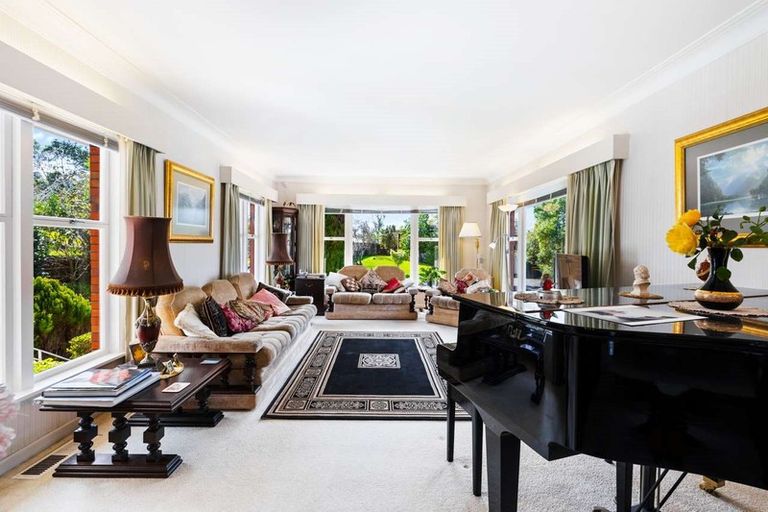 Photo of property in 25 Hartley Terrace, Massey, Auckland, 0614