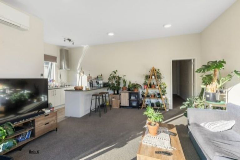 Photo of property in 4/33 Tory Street, Petone, Lower Hutt, 5012