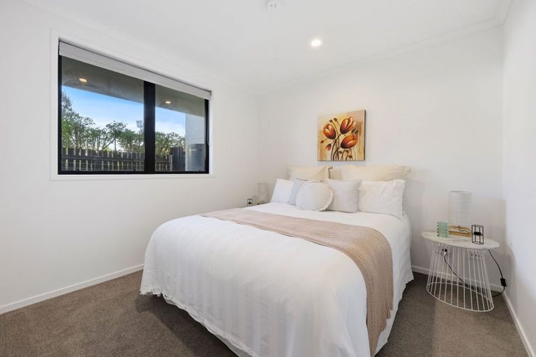Photo of property in 6 Mayfly Lane, Hobsonville, Auckland, 0616