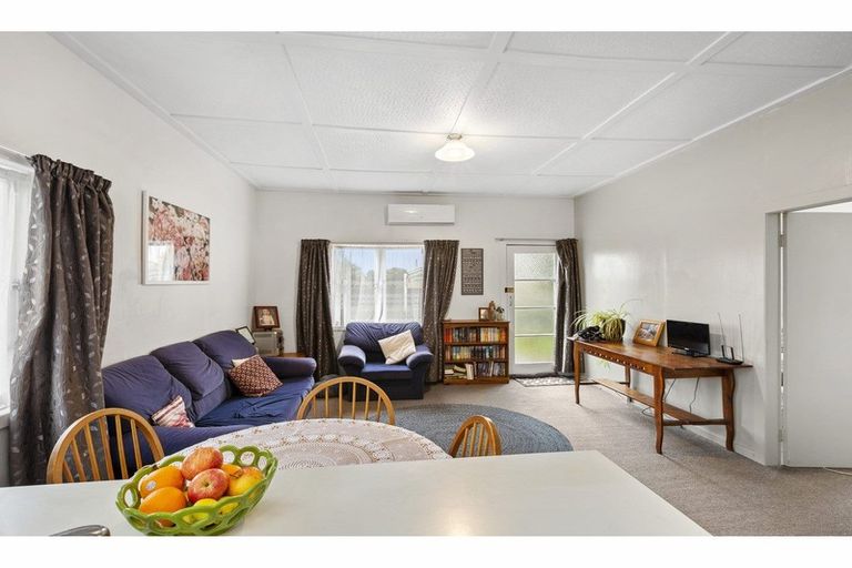 Photo of property in 7 Cureton Street, Morrinsville, 3300