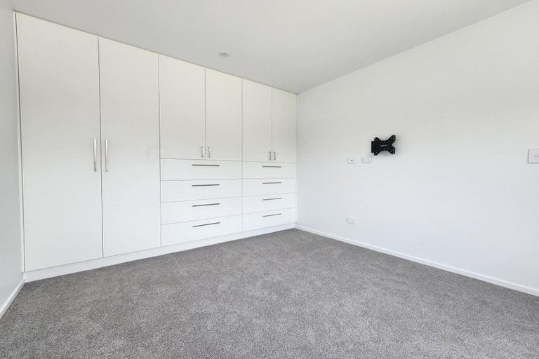 Photo of property in 140a Ngamotu Road, Spotswood, New Plymouth, 4310