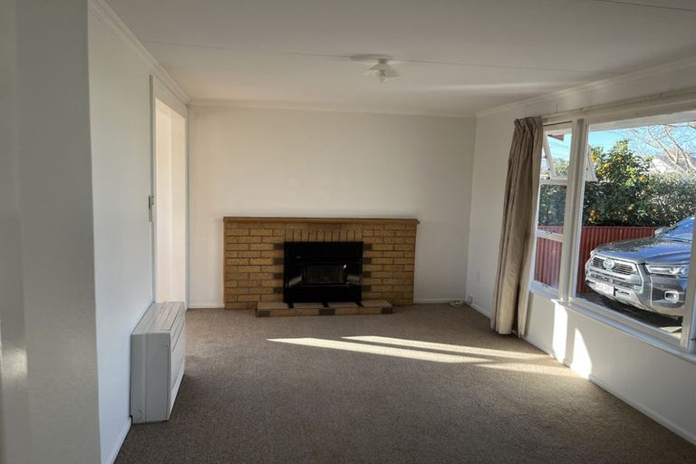Photo of property in 14 William Street, Levin, 5510