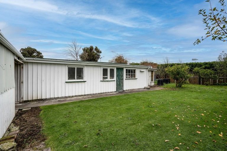 Photo of property in 112 Shamrock Street, Takaro, Palmerston North, 4412