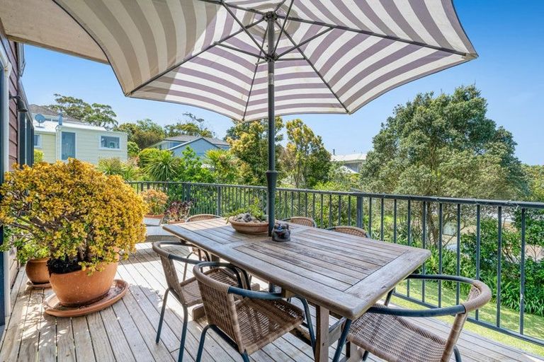 Photo of property in 12 Mariner Drive, Gulf Harbour, Whangaparaoa, 0930