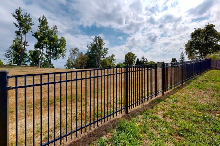 Photo of property in 63 Murray Ward Drive, Te Kauwhata, 3710