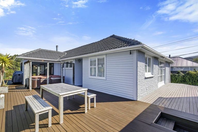 Photo of property in 83 Thackeray Street, Trentham, Upper Hutt, 5018