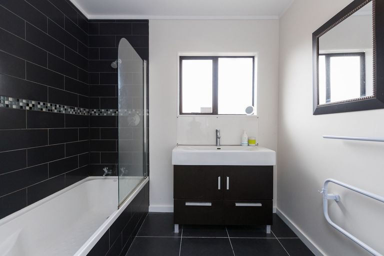 Photo of property in 67 Benmore Avenue, Cloverlea, Palmerston North, 4412