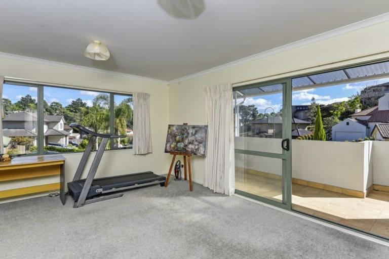 Photo of property in 43 Landvale Court, Browns Bay, Auckland, 0630