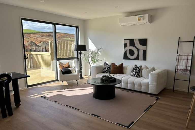 Photo of property in 33 Aituaa Road, Pukekohe, 2120