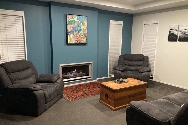 Photo of property in 16 Te Whenu Crescent, Marshland, Christchurch, 8083