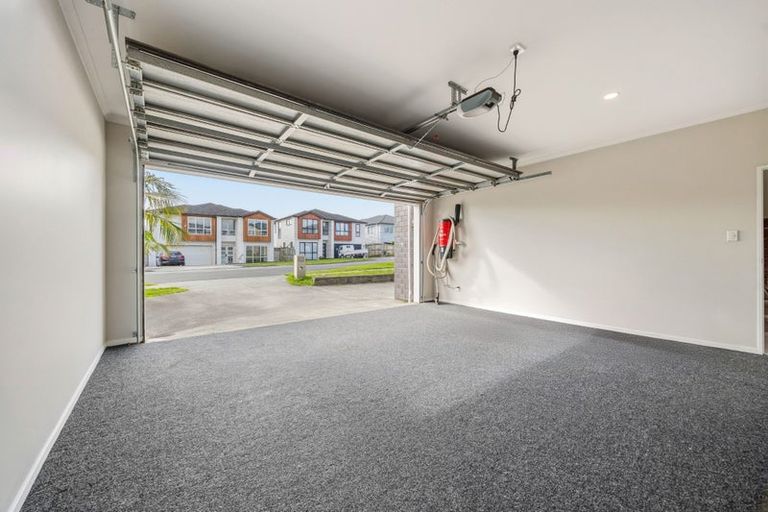 Photo of property in 10 Ballinabreen Road, Flat Bush, Auckland, 2019