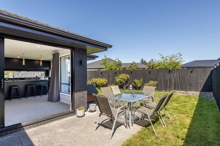 Photo of property in 11 Donne Street, Marshland, Christchurch, 8083