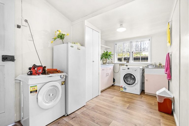 Photo of property in 14 Queen Street, Cambridge, 3434