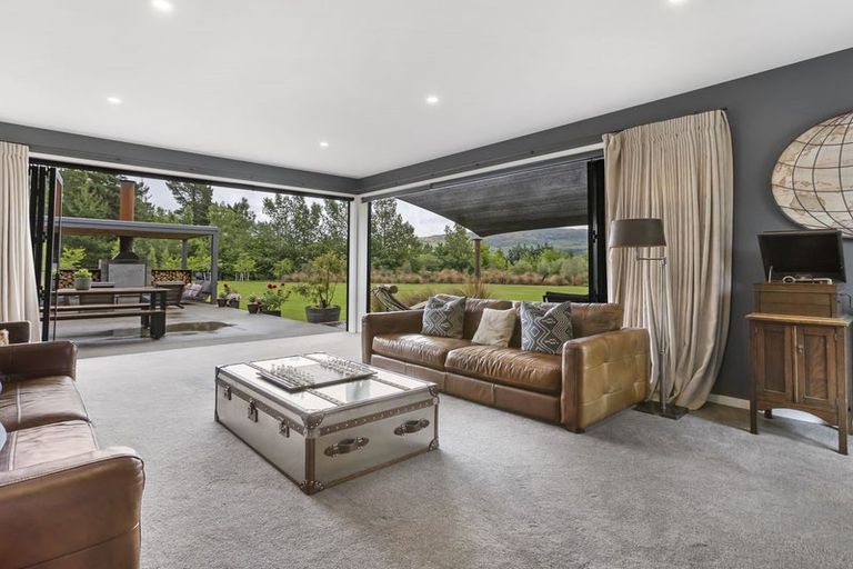 Photo of property in 137 Bannockburn Road, Cromwell, 9384